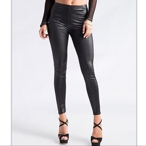 Verte faux leather leggings